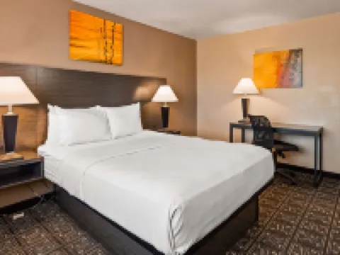 漫步者貝斯特韋斯特酒店 韋爾法諾縣酒店