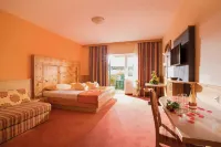 Thermenhotel Puchasplus Stegersbach - Hot Springs