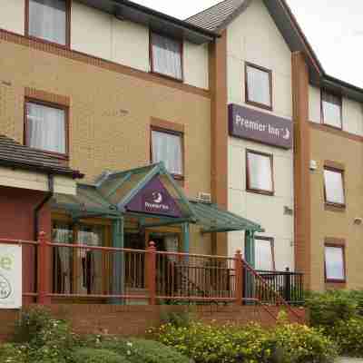 Premier Inn Harrogate South Hotel Exterior