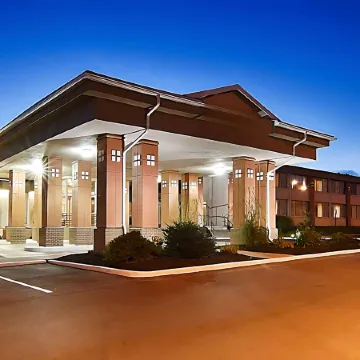 Quality Inn & Suites Syracuse - Carrier Circle