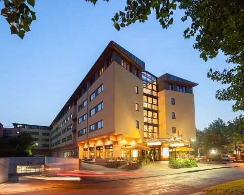 Suite Hotel Leipzig Hotels near Engelsdorf