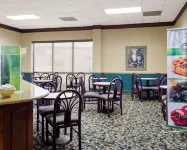 Quality Inn Columbus, MS Hotels in Columbus