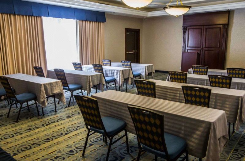 Quality Inn Schaumburg - Chicago Near the Mall photo 5