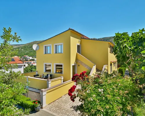 Miškulin Hotels in Senj