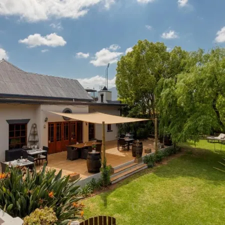 B&B Sauvignon Country Lodge