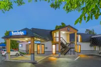 Travelodge by Wyndham Gananoque Hotels in Gananoque
