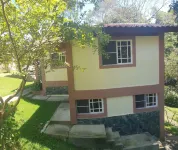 Private Apartment Hotels in Villa Lora