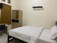RedDoorz at Meruya Utara Hotels in West Jakarta City
