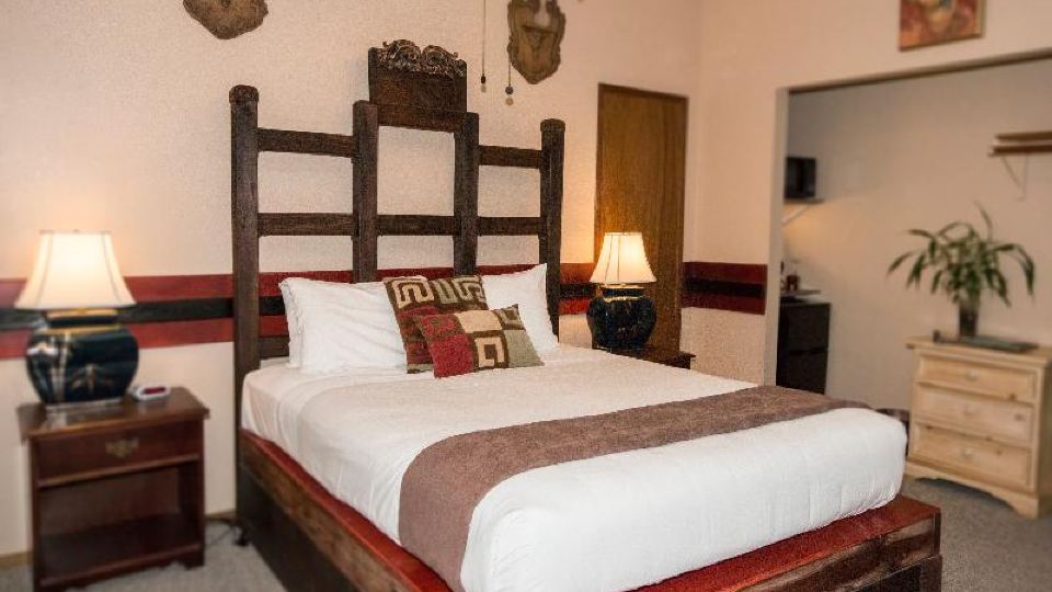 Lokahi Lodge