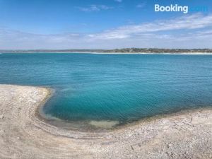 Canyon Lake Luxury Pool Games & Stunning Views