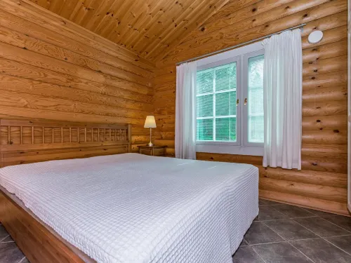 Eerola Hotels in Luhanka