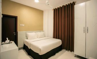 Star Emirates Inn
