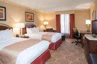 DoubleTree by Hilton Hotel Grand Rapids Airport فنادق في Kentwood