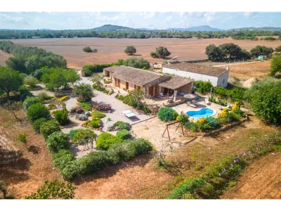 Los Geranios Hotels in 
