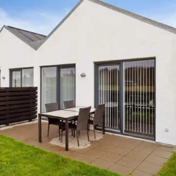 "Helemine" - 400m from the Sea