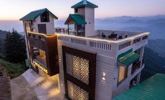 The Seasons Dalhousie - Best Valley View & Mountain View Hotel in Dalhousie - Housity