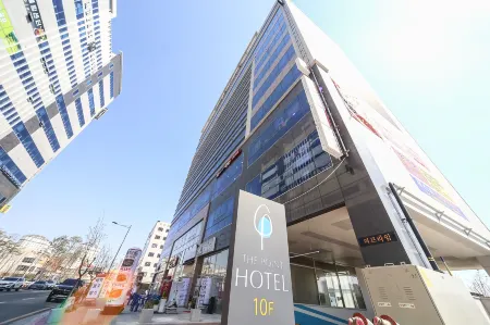 The Point Hotel - Myeongji Отели рядом с достопримечательностью «Yishu Island Migratory Park»