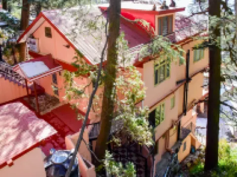 Backwoods B&B Mall Road Shimla Hotels near The Ridge