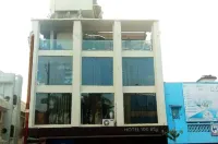 Hotel 100 Blu Hotels near Hanumanji Mandir ओशो हिल