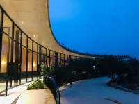 Vigolando Van Ho Resort Hotels in 