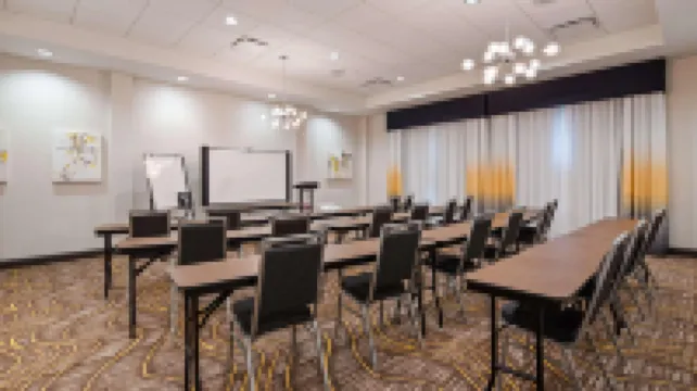 เบสท์เวสเทิร์นพลัส แกลลัป อินน์แอนด์สวีทส์