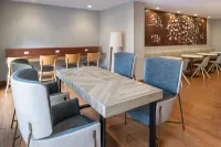 TownePlace Suites by Marriott Olympia - breakfast