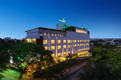 Lemon Tree Hotel, Hubli Hotel di Hubli