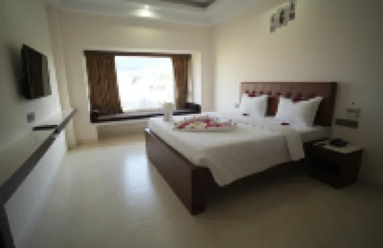 Hotel Seasons Hotels in Tiruvannamalai