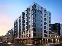 Moxy Seattle Downtown Hotels near Cascade