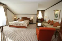 Gran Hotel Balneario de Puente Viesgo Hotels in Socobio
