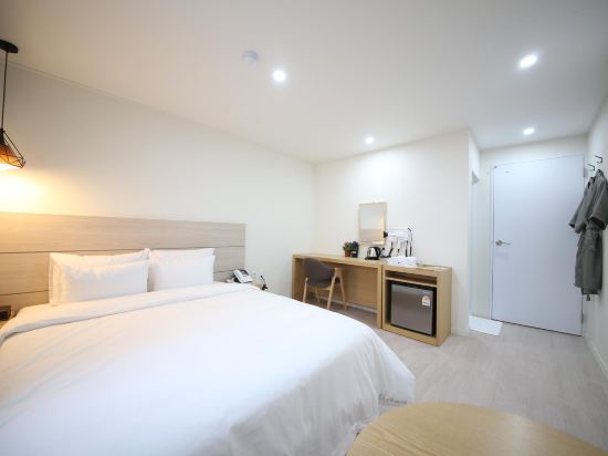 HARU Hotel
