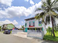 RedDoorz Syariah Near Gor Satria Area Các khách sạn ở Purwokerto
