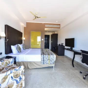 Silver Sands Serenity