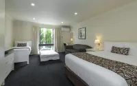 Zig ZAG Motel & Apartments Отели в г. Литго