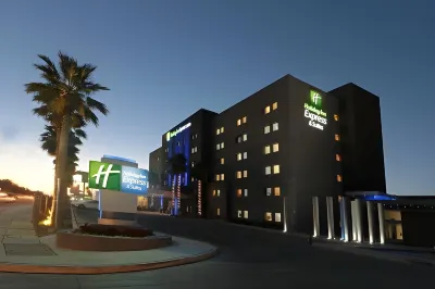 Holiday Inn Express & Suites Hermosillo Hotels near Trolebus de Hermosillo