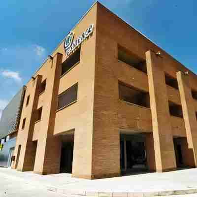 City Residence Hotel Exterior