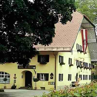 Der Schlosswirt zu Anif - Biedermeierhotel Und Restaurant Hotel Exterior