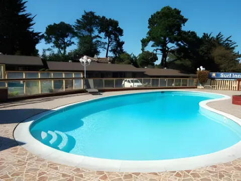 Monterey Surf Inn