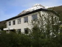 Seydisfjördur Guesthouse