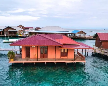 Derawan Fisheries Cottage