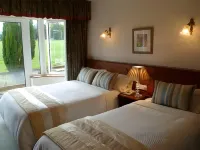 Inveraray Farm B&B - Mountain view