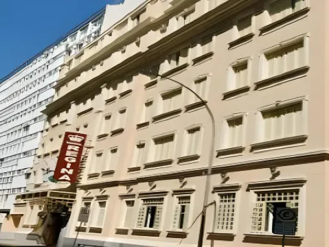 Hotel Regina Rio de Janeiro Отели рядом с достопримечательностью «Национальный Архив»