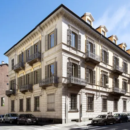 Opera35 Boutique Hotel
