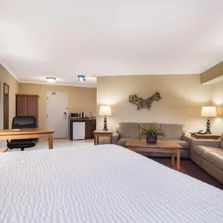 Best Western Plus NorWester Hotel Conference Centre