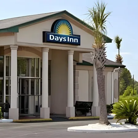 Days Inn by Wyndham Hardeeville/ I-95 State Line