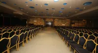 Tamra Beach Resort