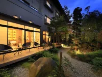 Shouhakutei Azumaso Hotels near Zengyo-ji Temple