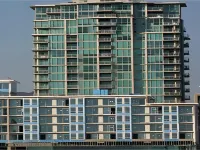 Pinnacle Hotel at the Pier Hotels in Metro Vancouver