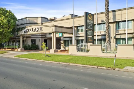 Quality Hotel Parklake Shepparton Отели в г. Шеппартон
