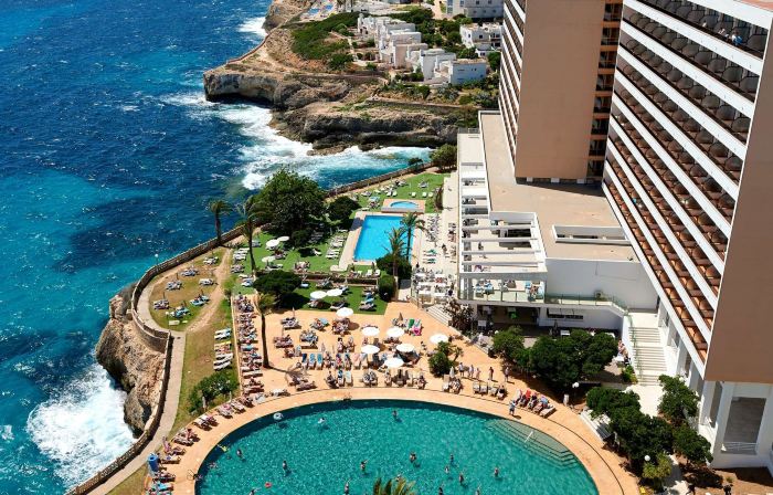 Alua Calas de Mallorca Resort